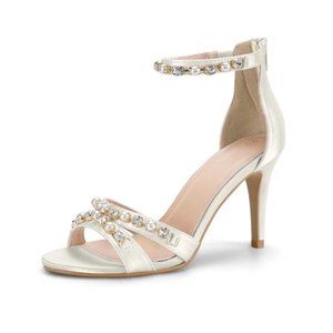 Zoe Pearl Rhinestone Budget Bridal Sandal In Shell